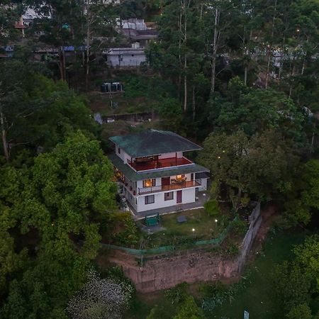 Stayvista At Vale Echoes - Breakfast Included Munnar Bagian luar foto