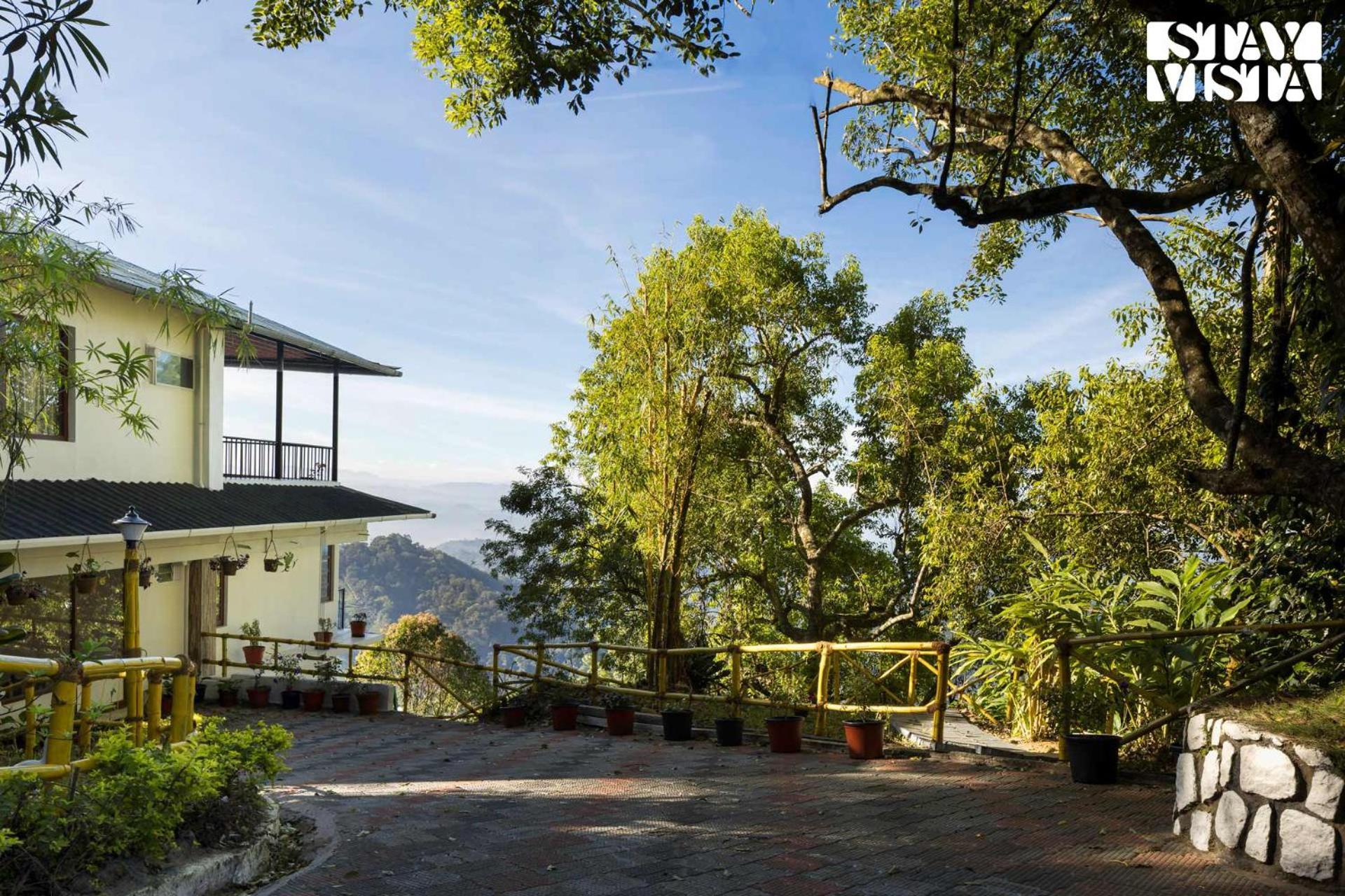 Stayvista At Vale Echoes - Breakfast Included Munnar Bagian luar foto