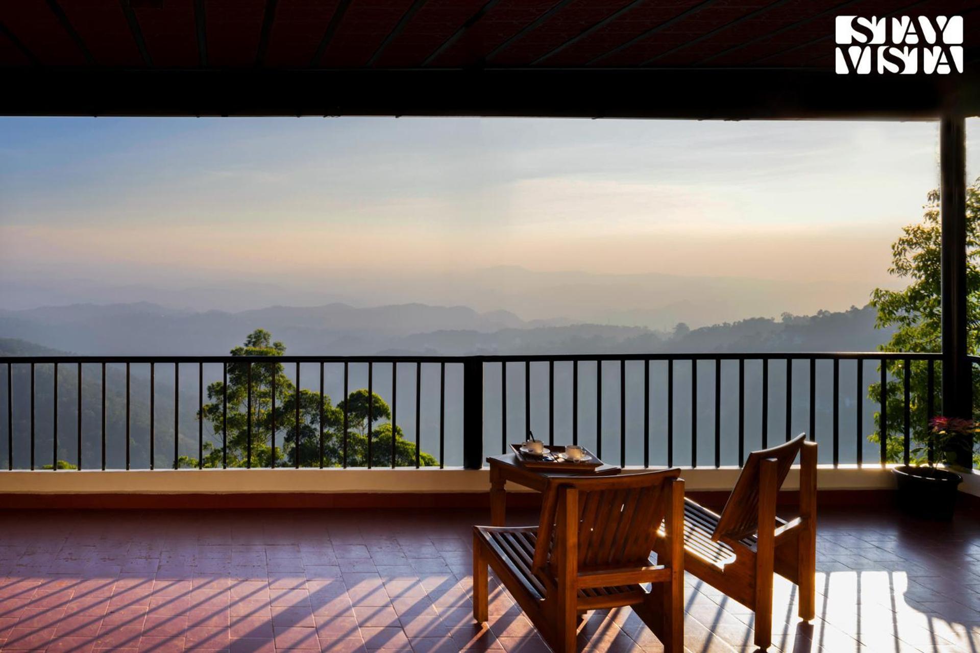 Stayvista At Vale Echoes - Breakfast Included Munnar Bagian luar foto